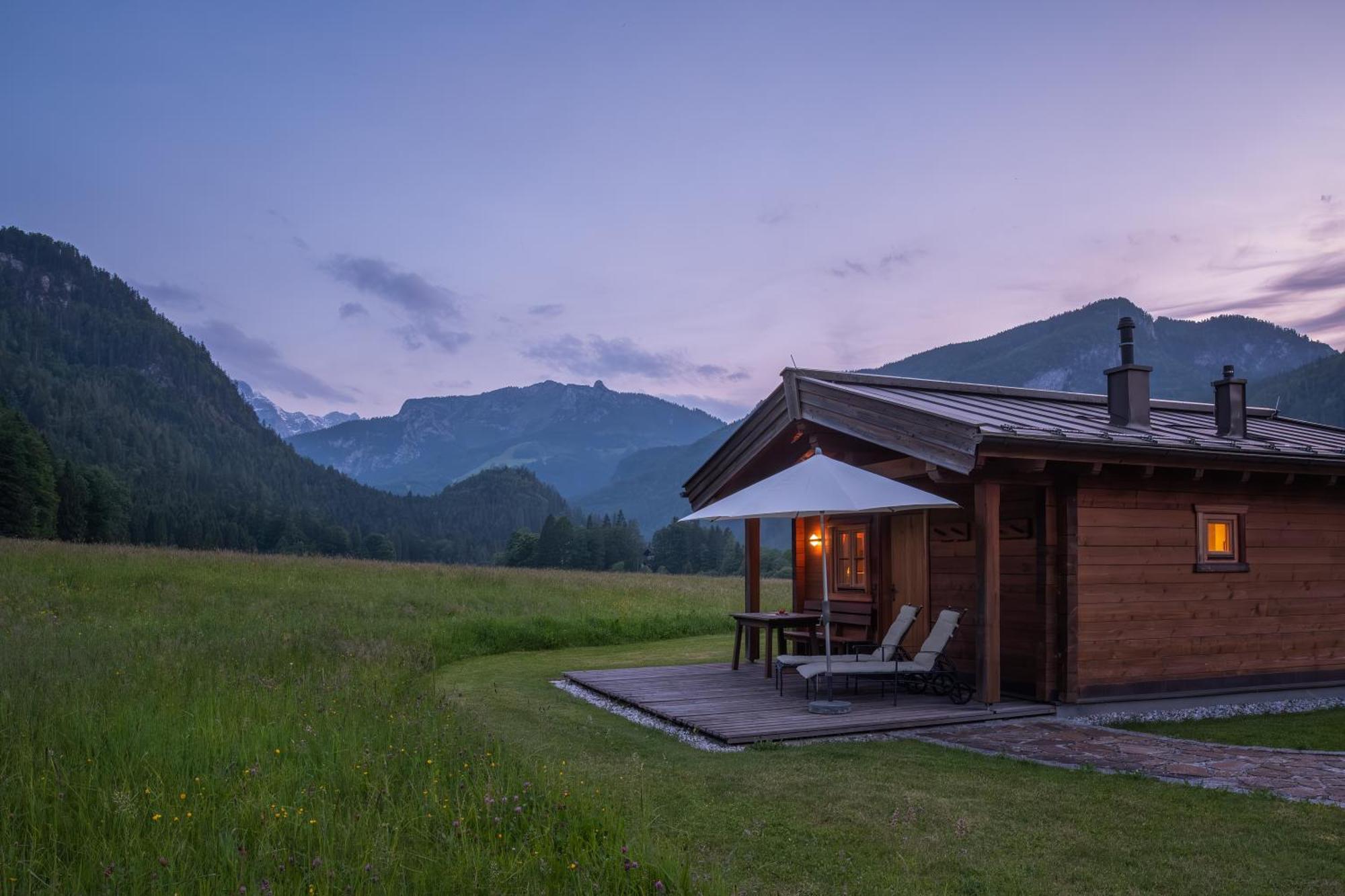 Hotel Vitaloase zu den drei Brüdern Unken Exterior foto